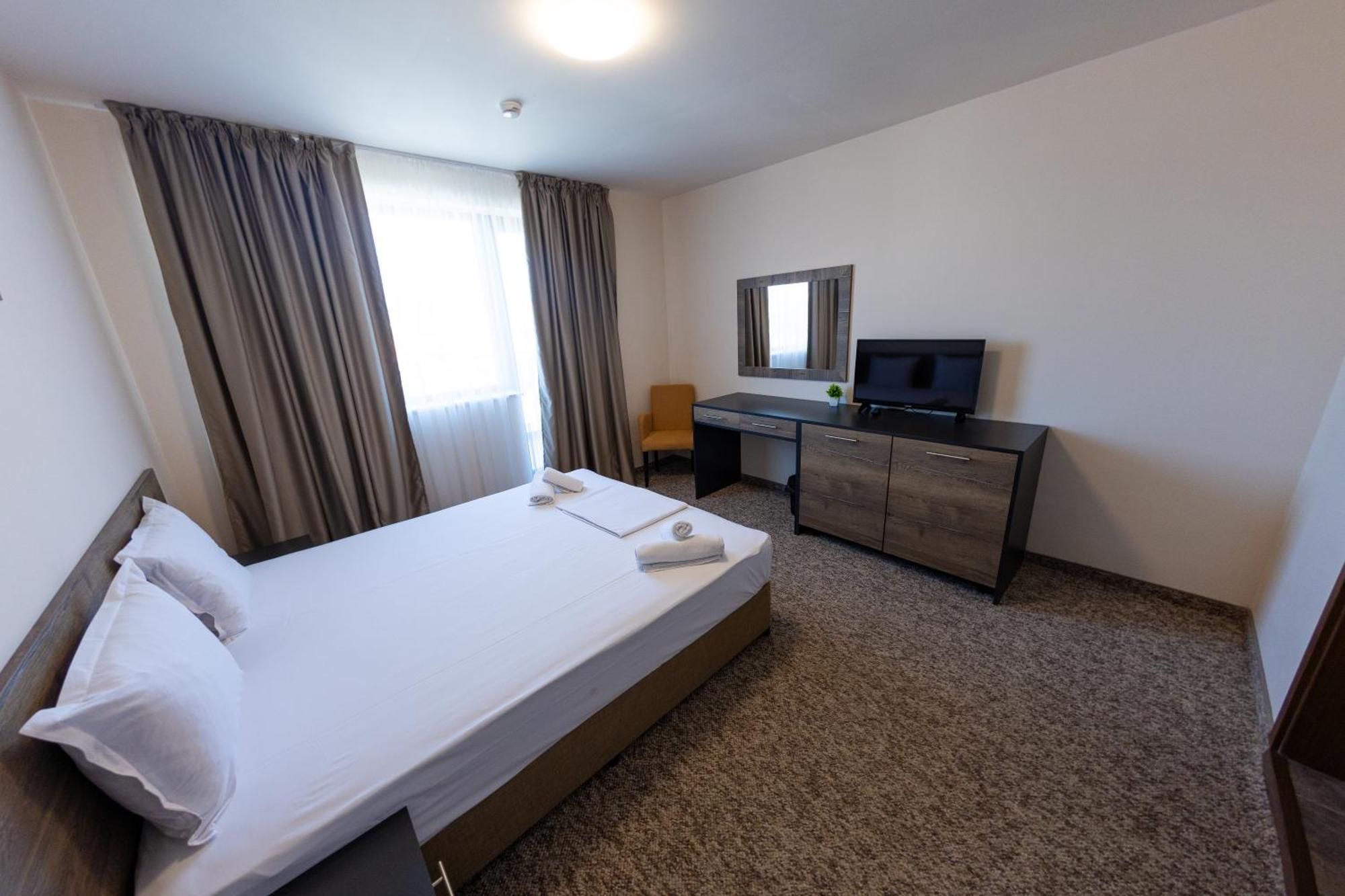 City Plaza Botevgrad Dış mekan fotoğraf