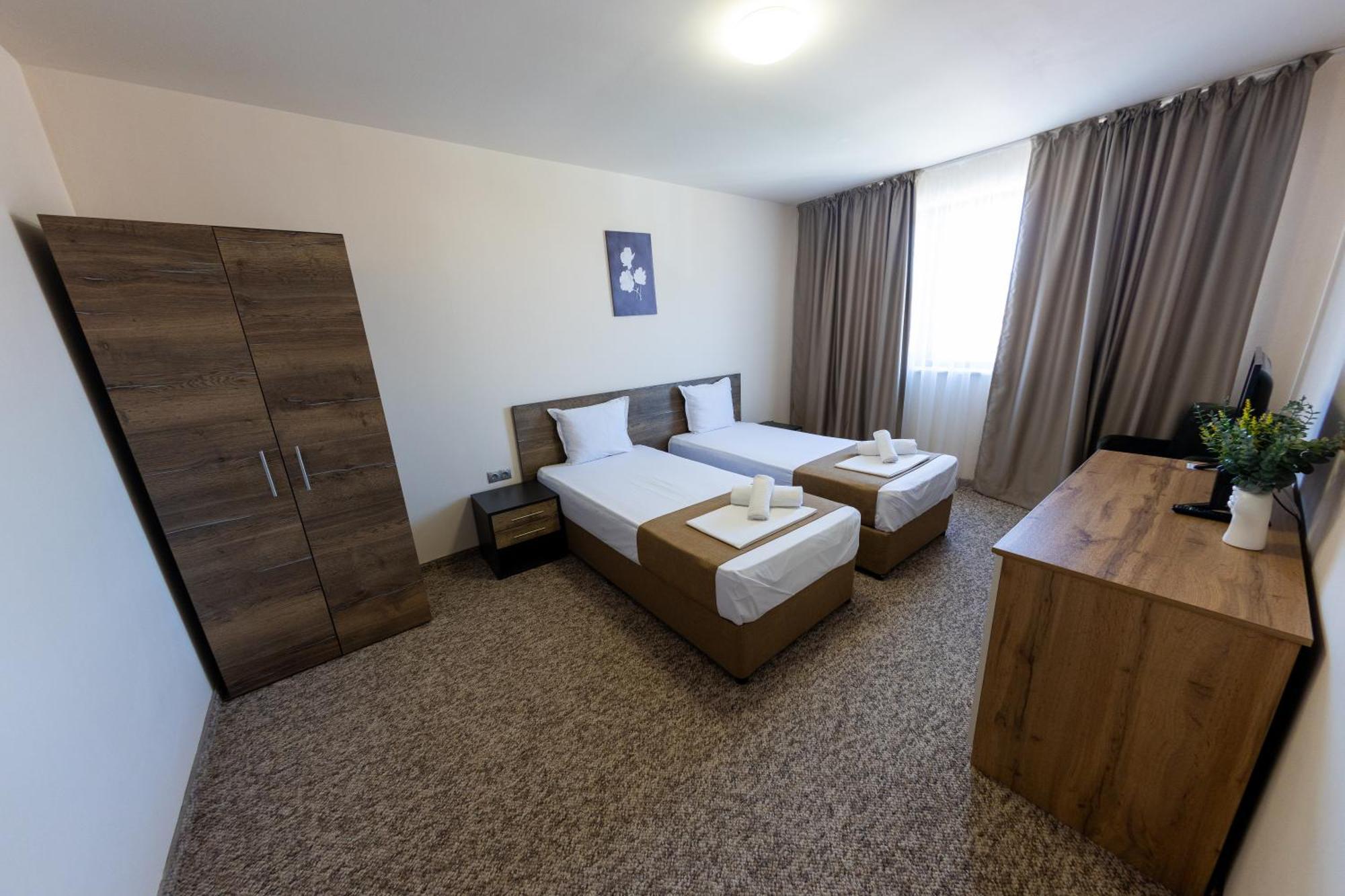 City Plaza Botevgrad Dış mekan fotoğraf