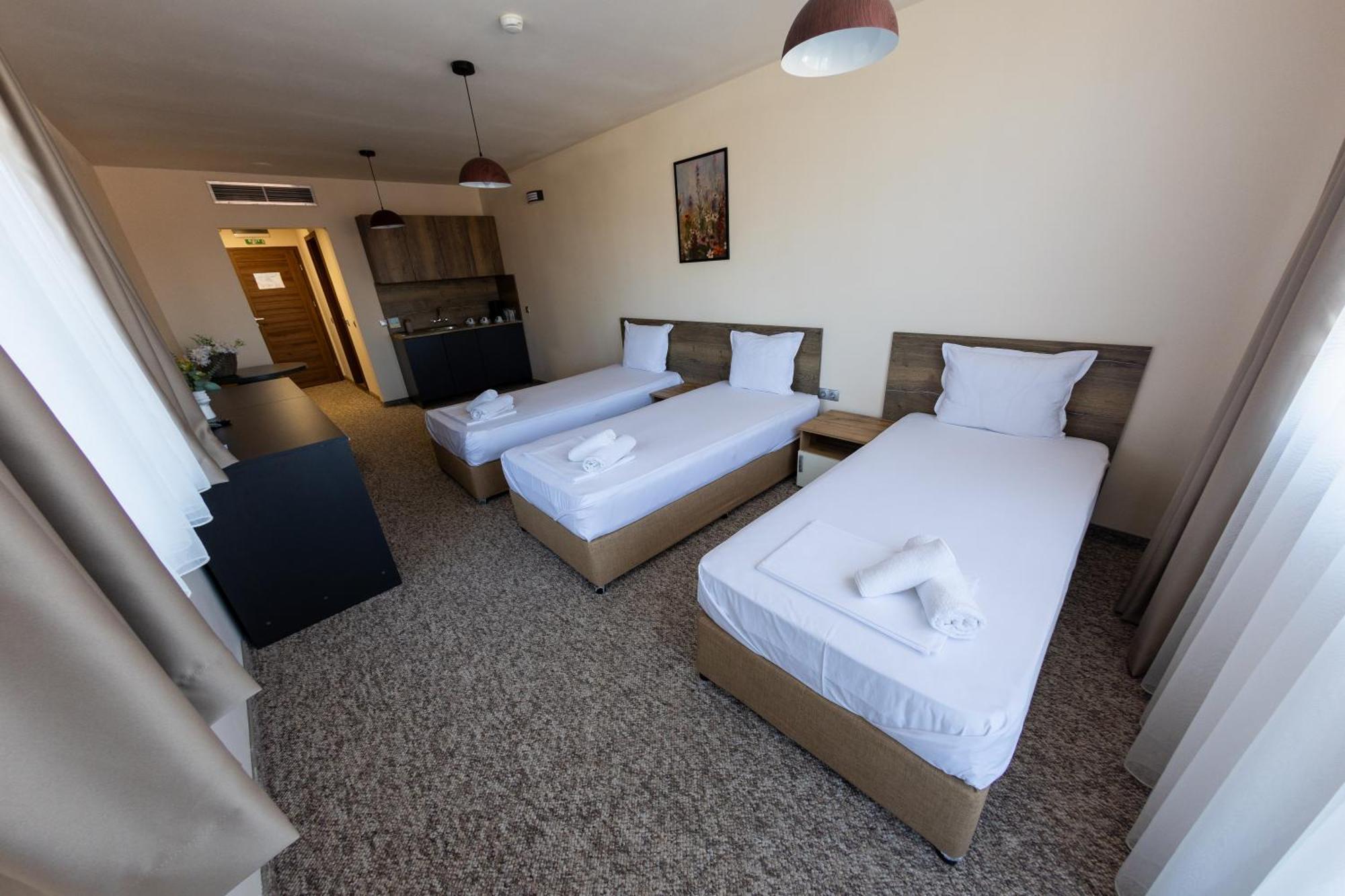 City Plaza Botevgrad Dış mekan fotoğraf