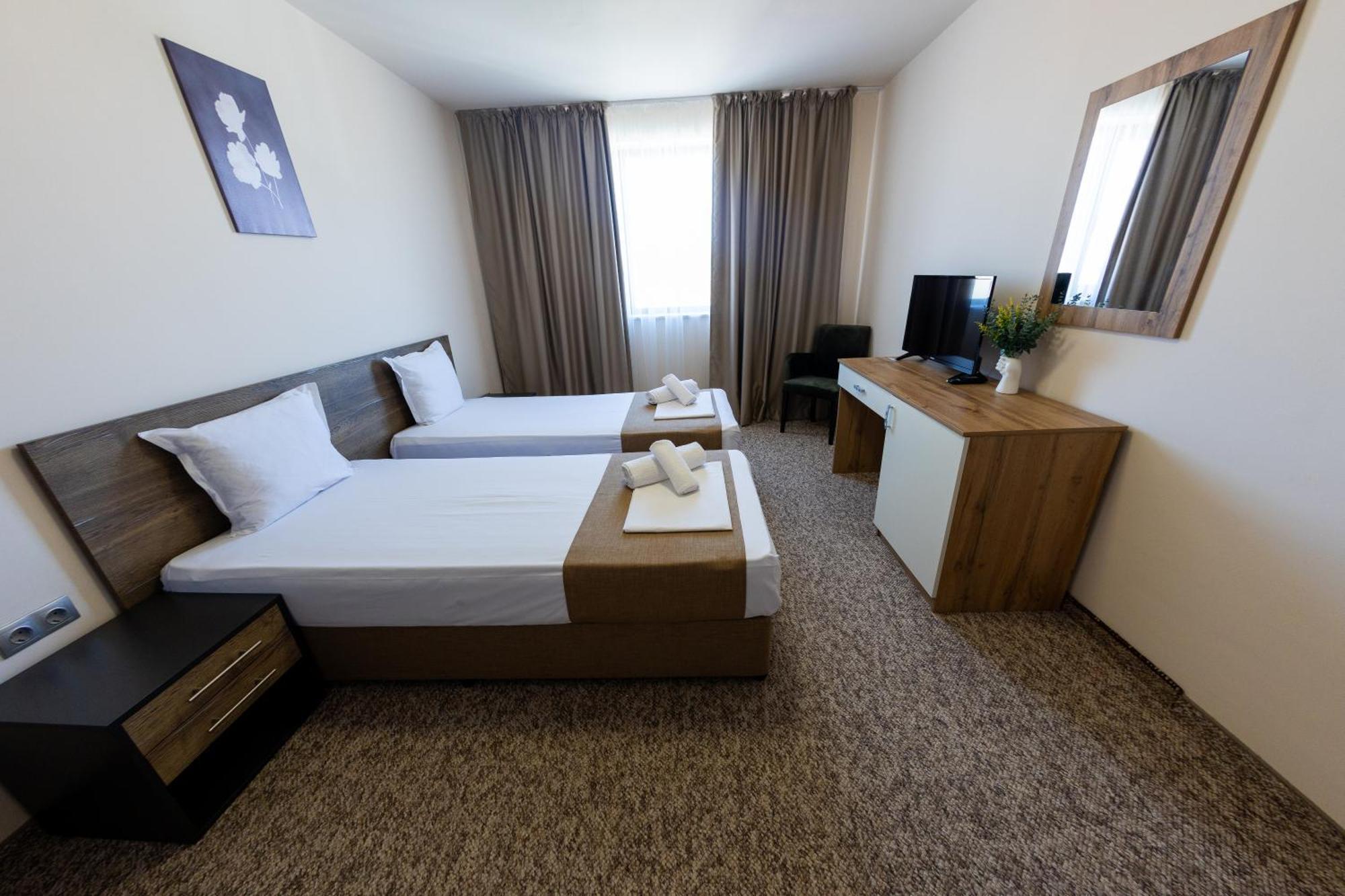 City Plaza Botevgrad Dış mekan fotoğraf