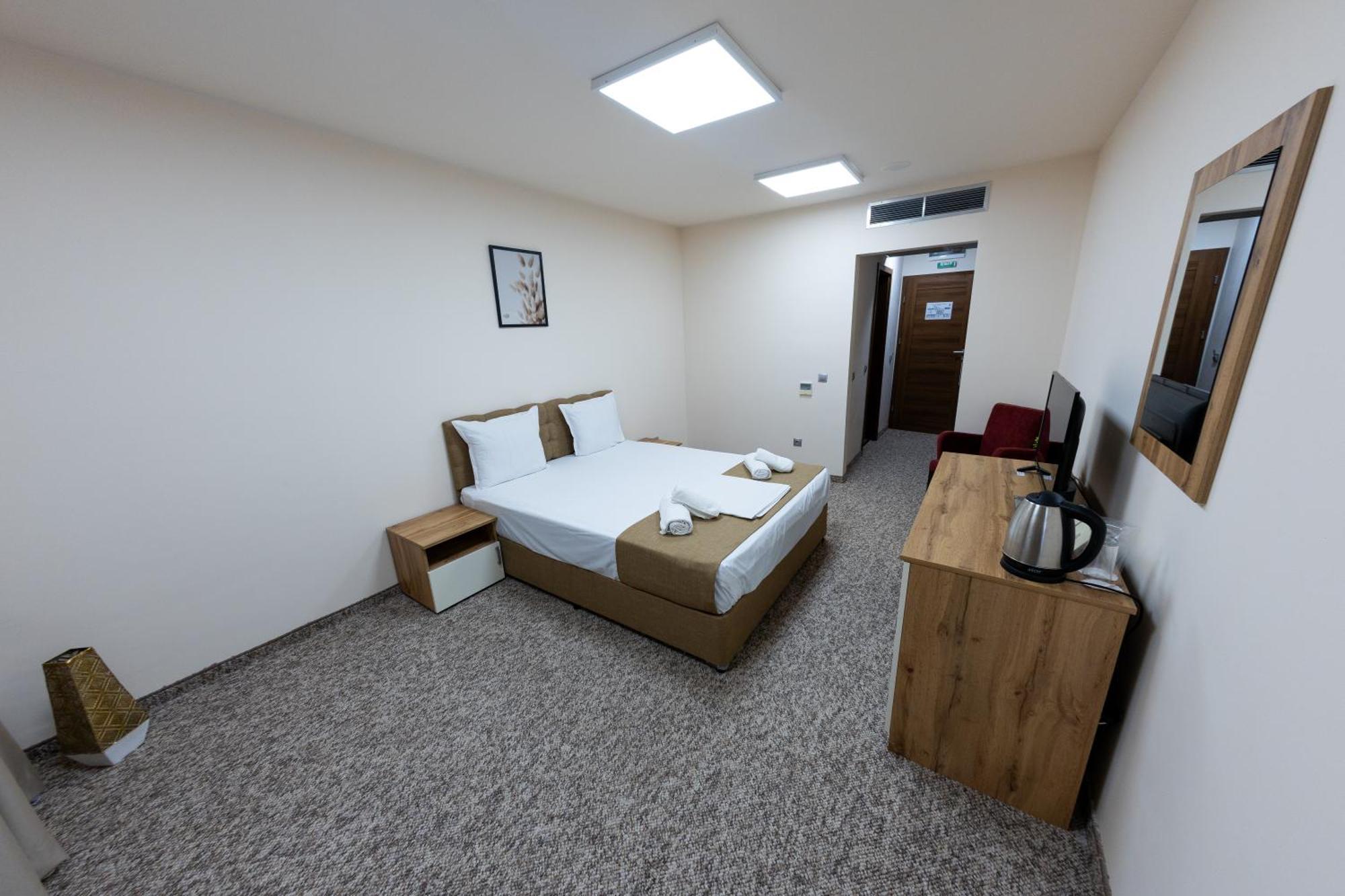 City Plaza Botevgrad Dış mekan fotoğraf