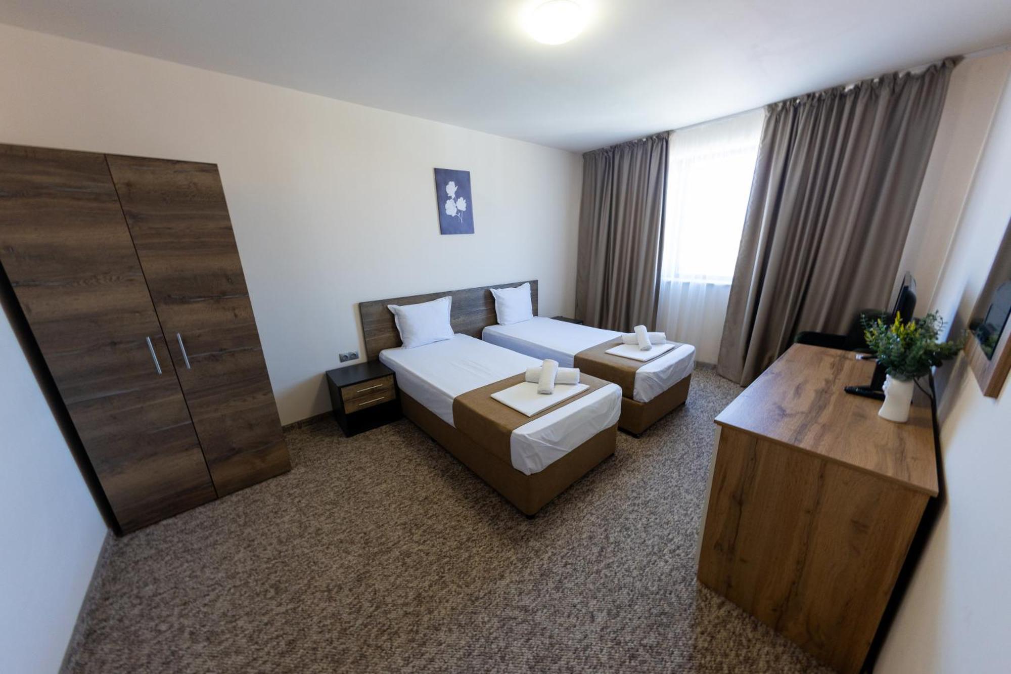 City Plaza Botevgrad Dış mekan fotoğraf