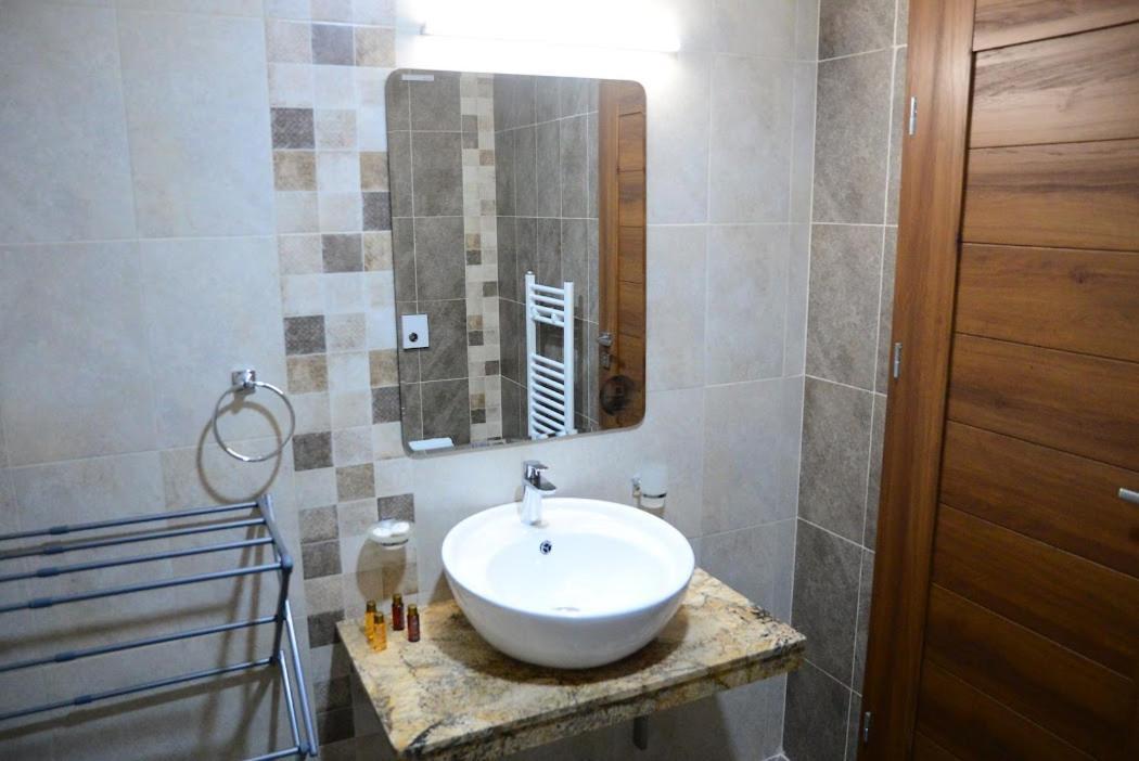 City Plaza Botevgrad Dış mekan fotoğraf