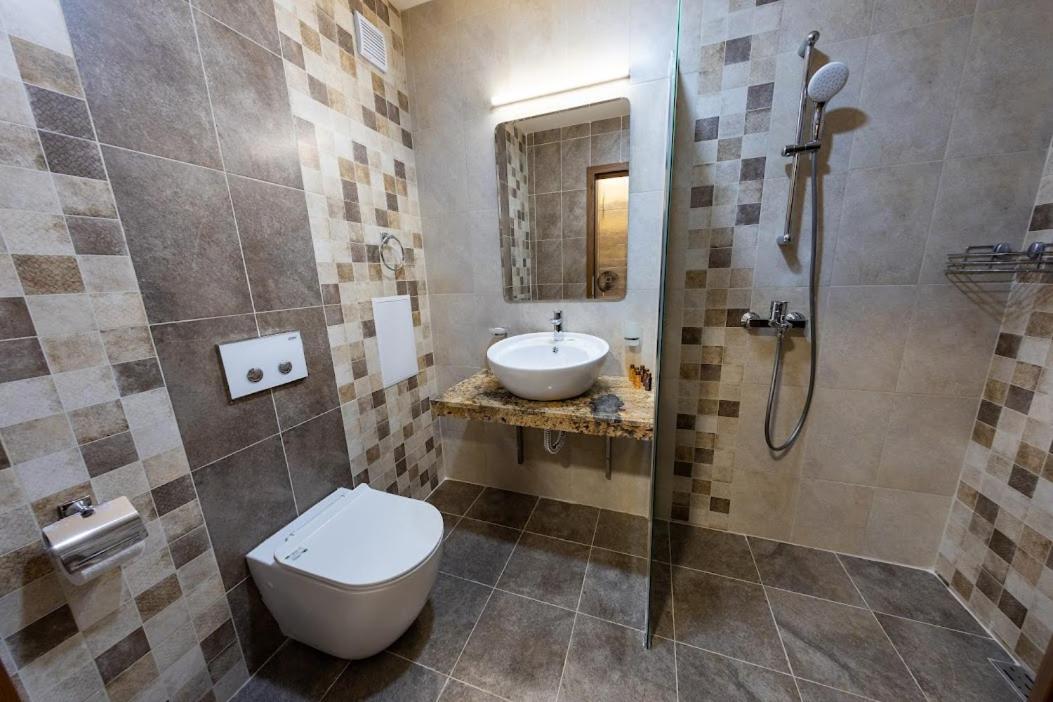 City Plaza Botevgrad Dış mekan fotoğraf